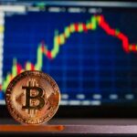 Fallimenti banche e crisi finanziaria. E' il momento di comprare Bitcoin?